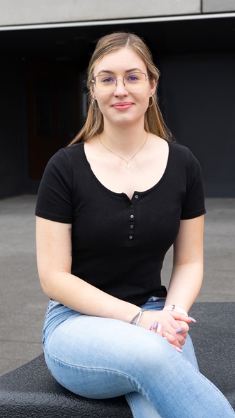 Portrait: Mira Balazs